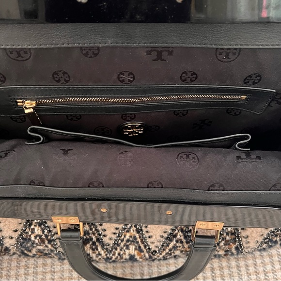 Tory Burch Suede Shearling Fur Embellished Tweed Altersee Chevron Handbag - Picture 5 of 9